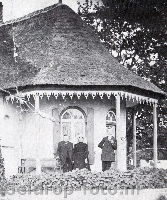 jachthuisje fabrikant Eijcken 1910 v Vlerken.jpg