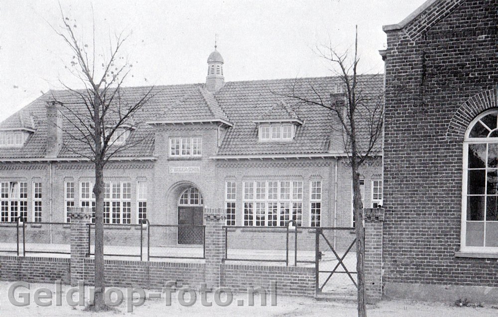 meisjesschool-gemeenschapshuis 1925.jpg
